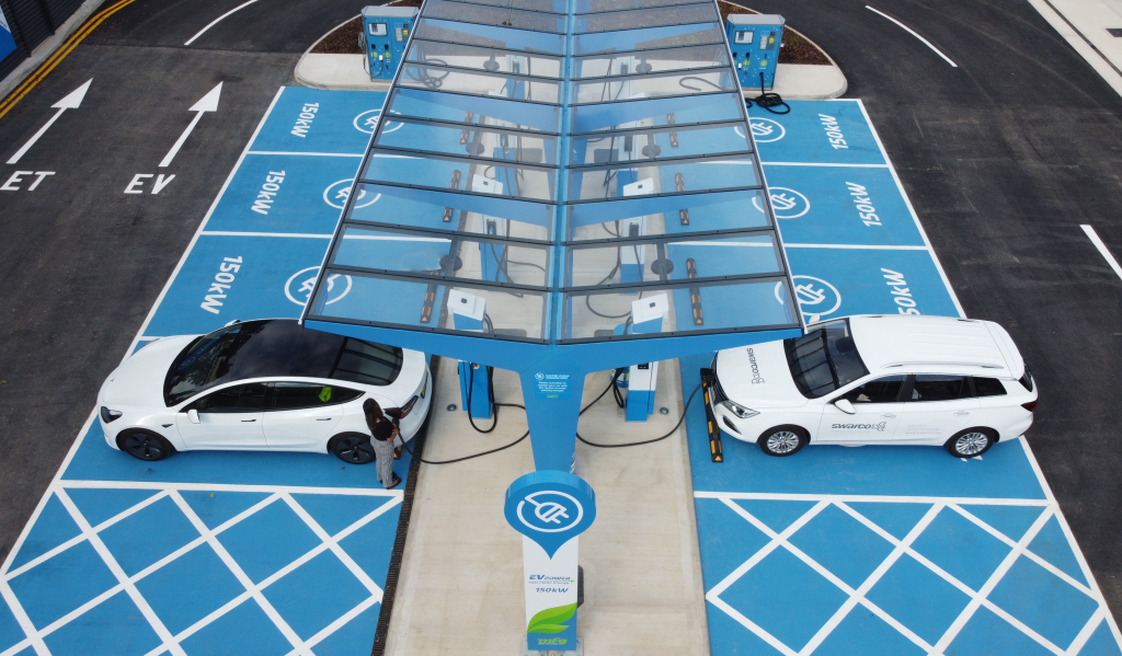 MFG Opens Best In Class UltraRapid Electric Vehicle Charging Station
